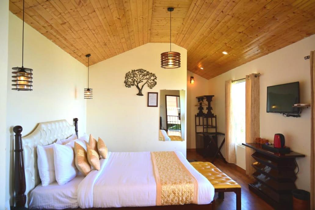 Aamod Resorts Dalhousie ! Luxury Cottage Resort Exterior foto